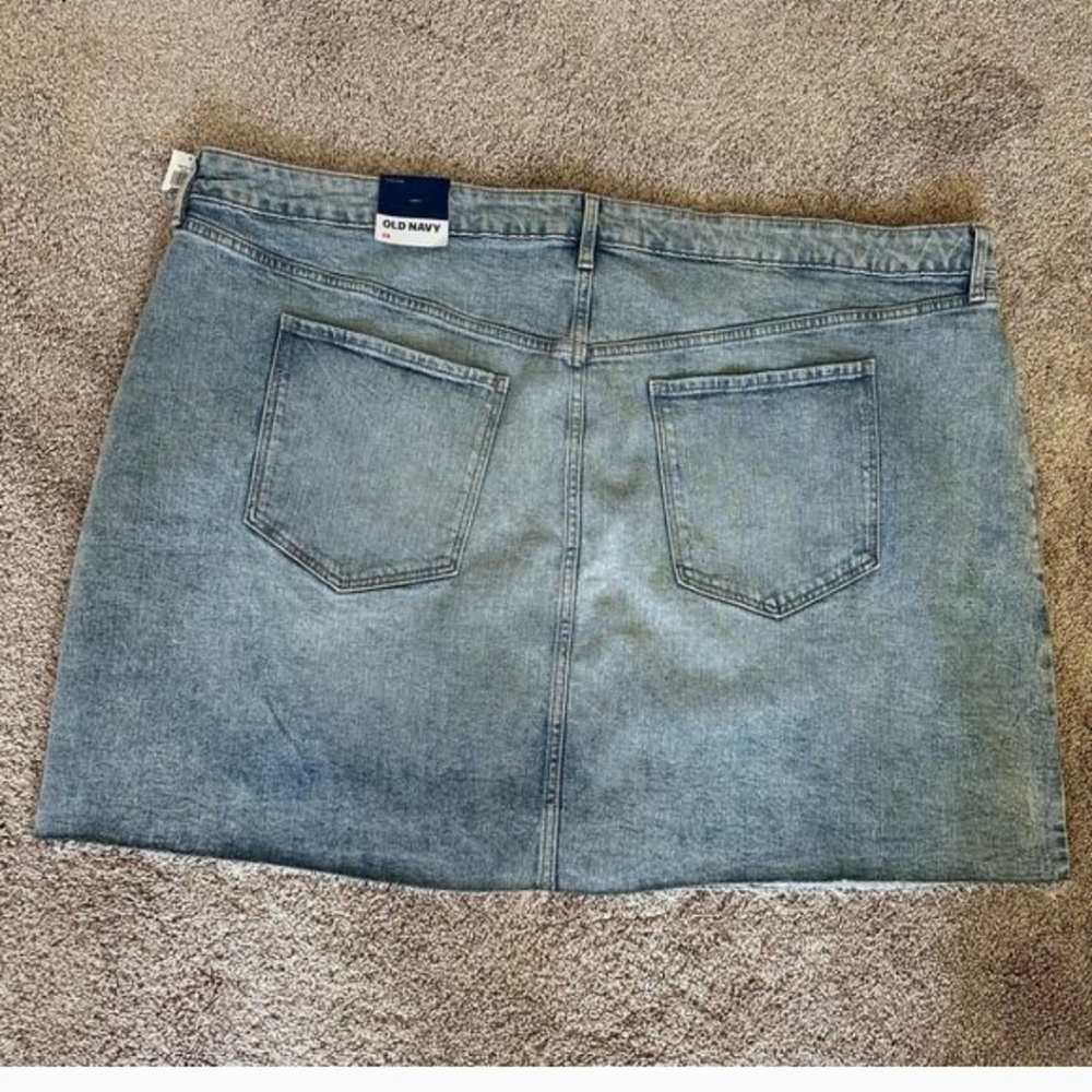 NEW Old Navy Denim Mini Skirt High Rise Secret Slimming Pockets Plus Size 28 - Picture 3 of 13